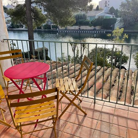 Appartement Centre Port-Grimaud Avec Vue Magnifique Sur La Giscle エクステリア 写真